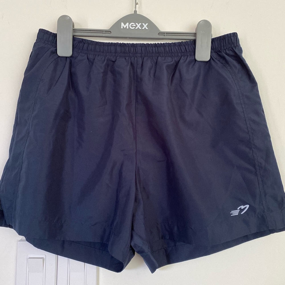 Marika Shorts size M
